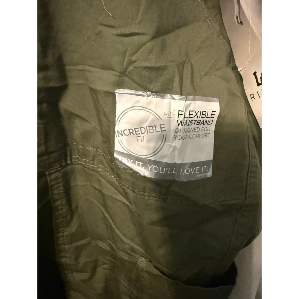 Lee Riders‎ Midrise Utility Skimmer Pants Lichen Green 20W M Flexible Waist